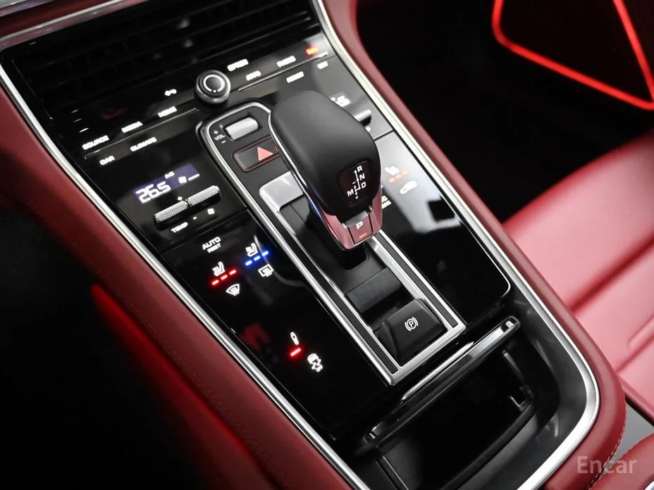 Фото 9 - Porsche Panamera