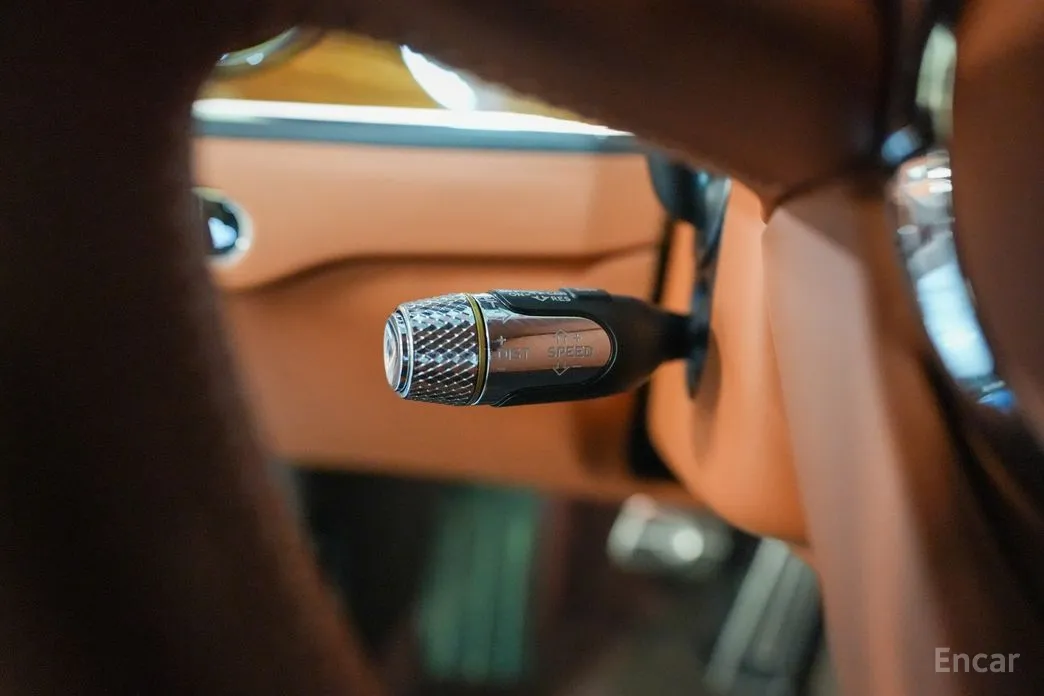 Фото 11 - Bentley Flying Spur