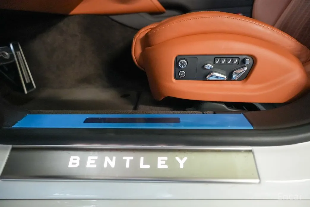 Фото 20 - Bentley Flying Spur