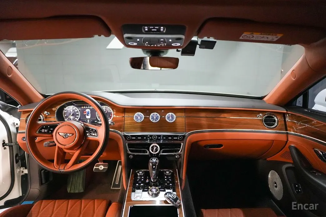 Фото 7 - Bentley Flying Spur