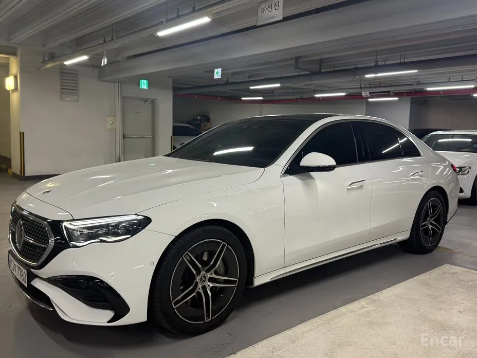 Фото 2 - Mercedes-Benz E-Class