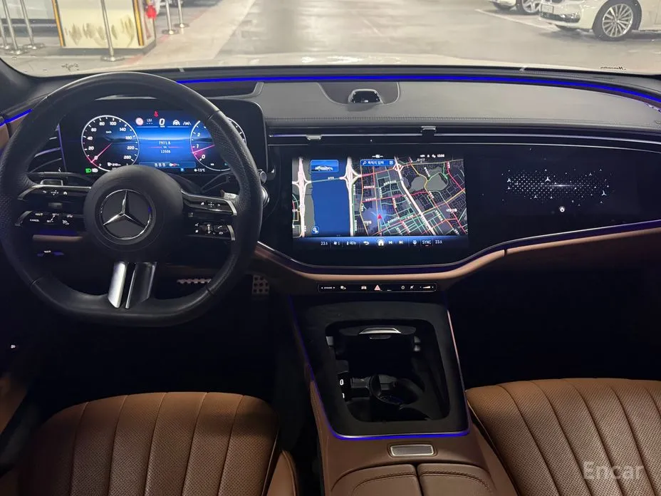 Фото 5 - Mercedes-Benz E-Class