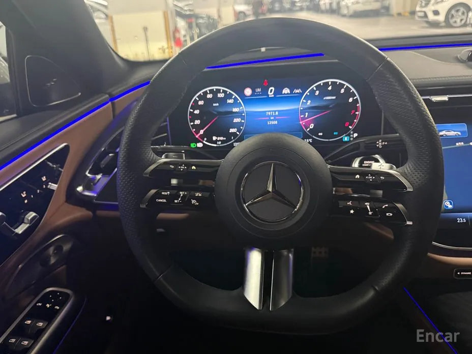 Фото 7 - Mercedes-Benz E-Class