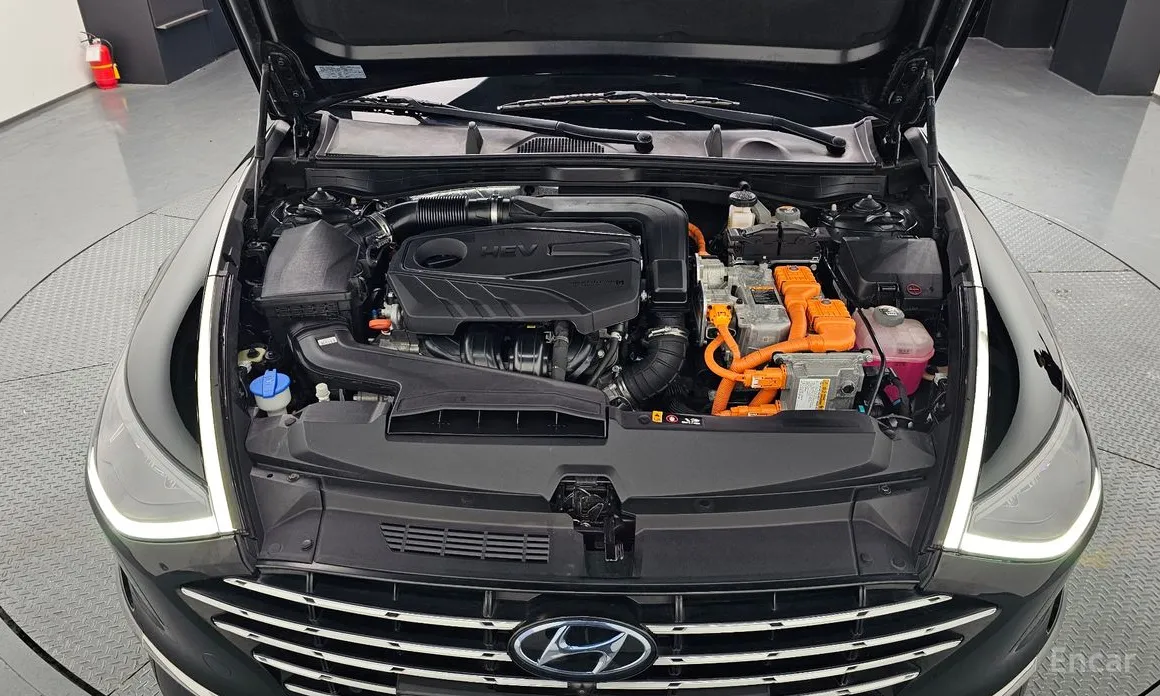 Фото 6 - Hyundai Sonata