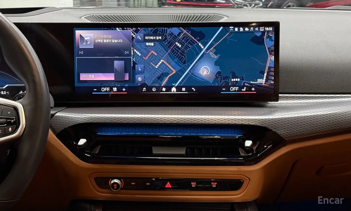 Фото 14 - BMW i4