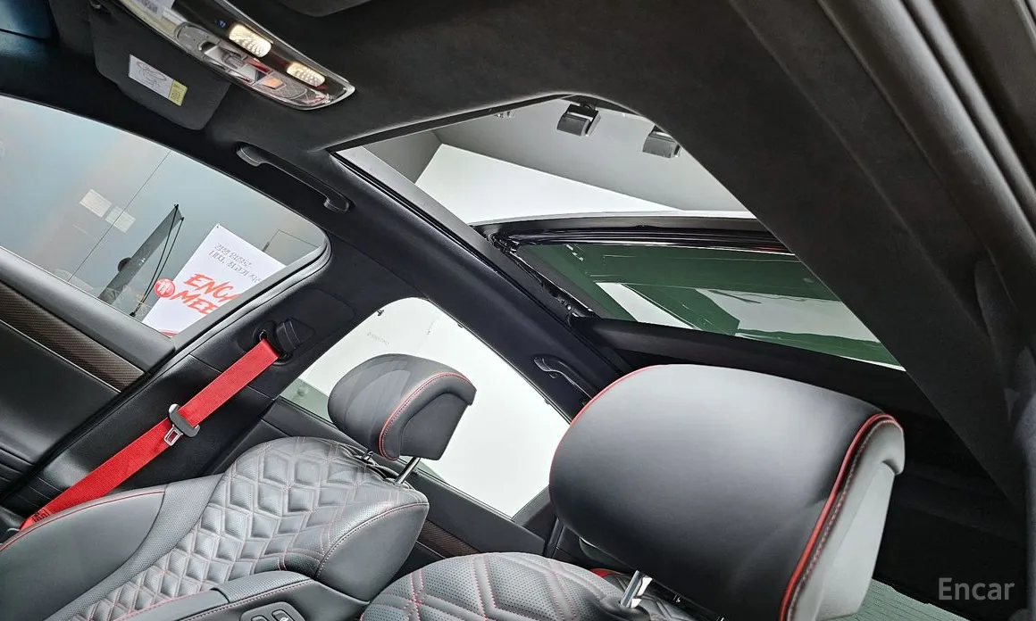 Фото 18 - Genesis G80