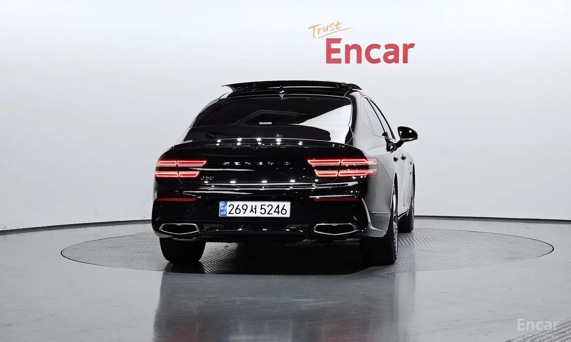 Фото 4 - Genesis G80