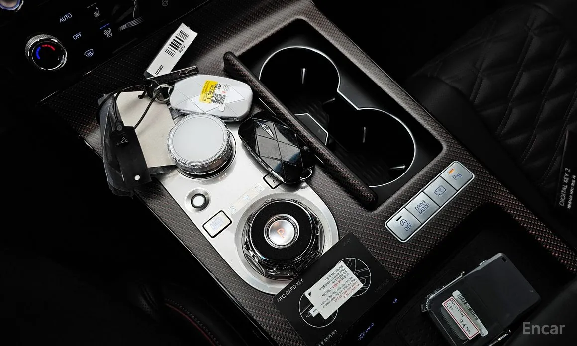 Фото 9 - Genesis G80