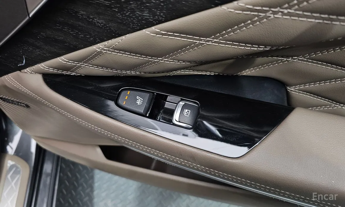 Фото 19 - Kia K8