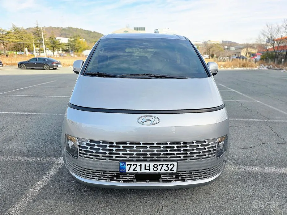 Фото 4 - Hyundai Staria