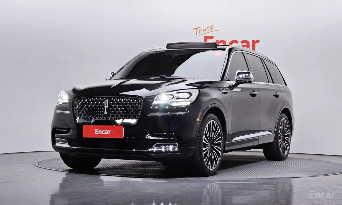 Фото 1 - Lincoln Aviator