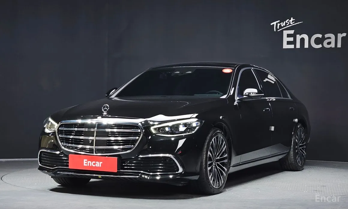 Фото 1 - Mercedes-Benz S-Class