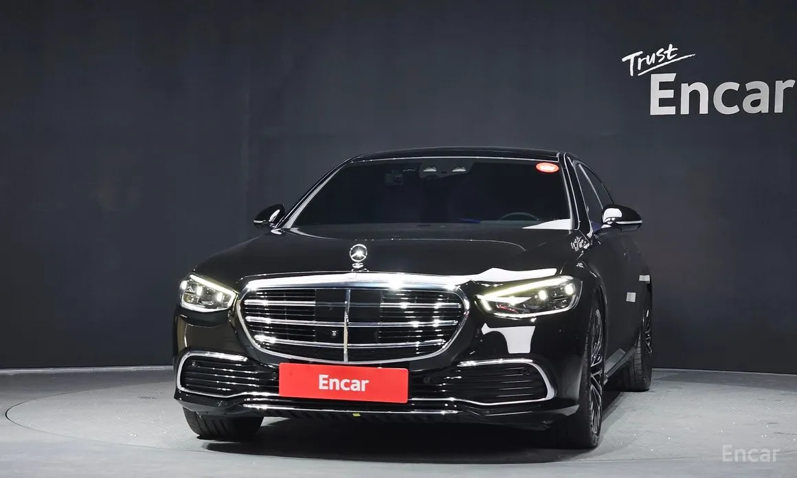 Фото 3 - Mercedes-Benz S-Class