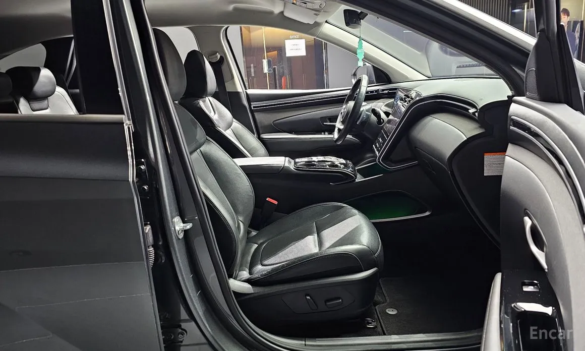 Фото 10 - Hyundai Tucson