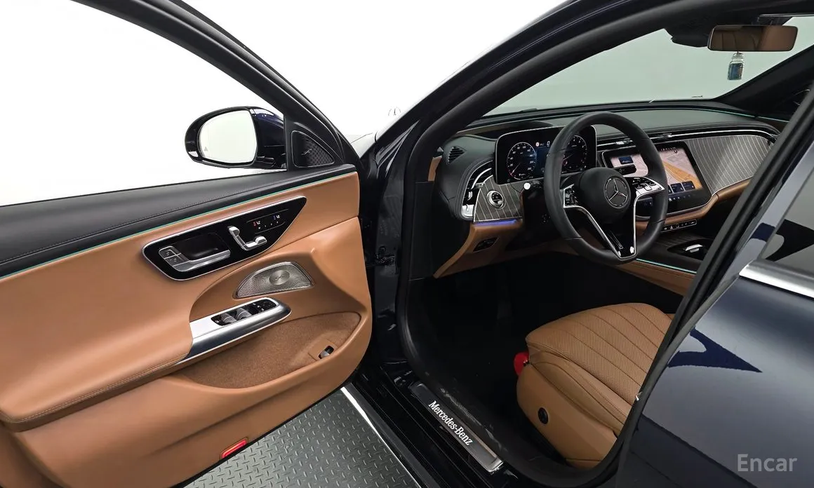 Фото 11 - Mercedes-Benz E-Class