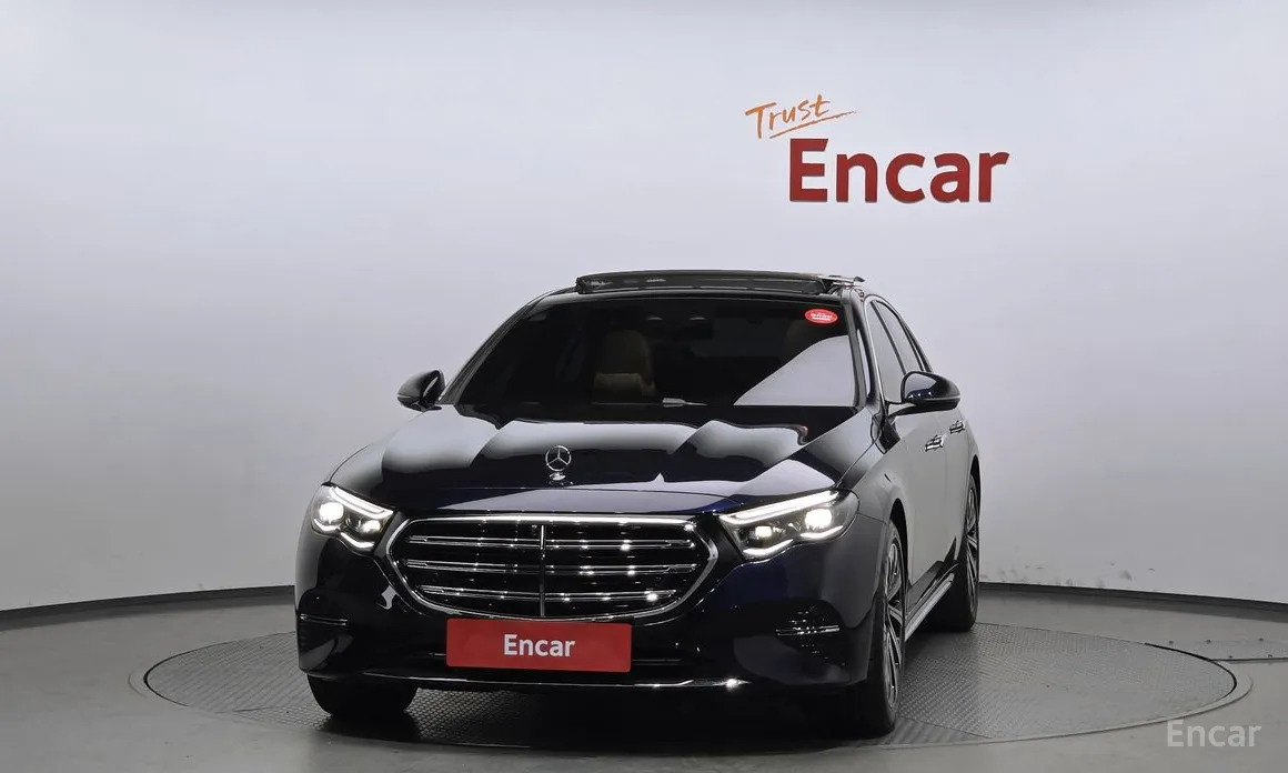 Фото 3 - Mercedes-Benz E-Class