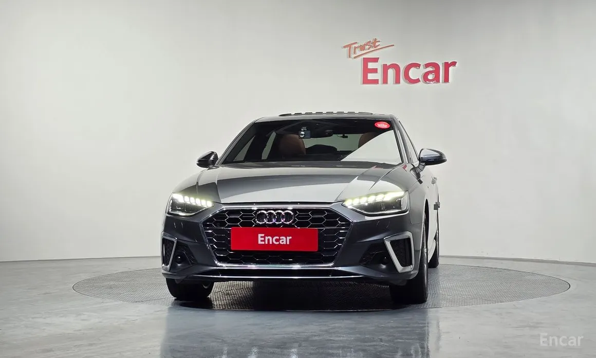 Фото 3 - Audi A4