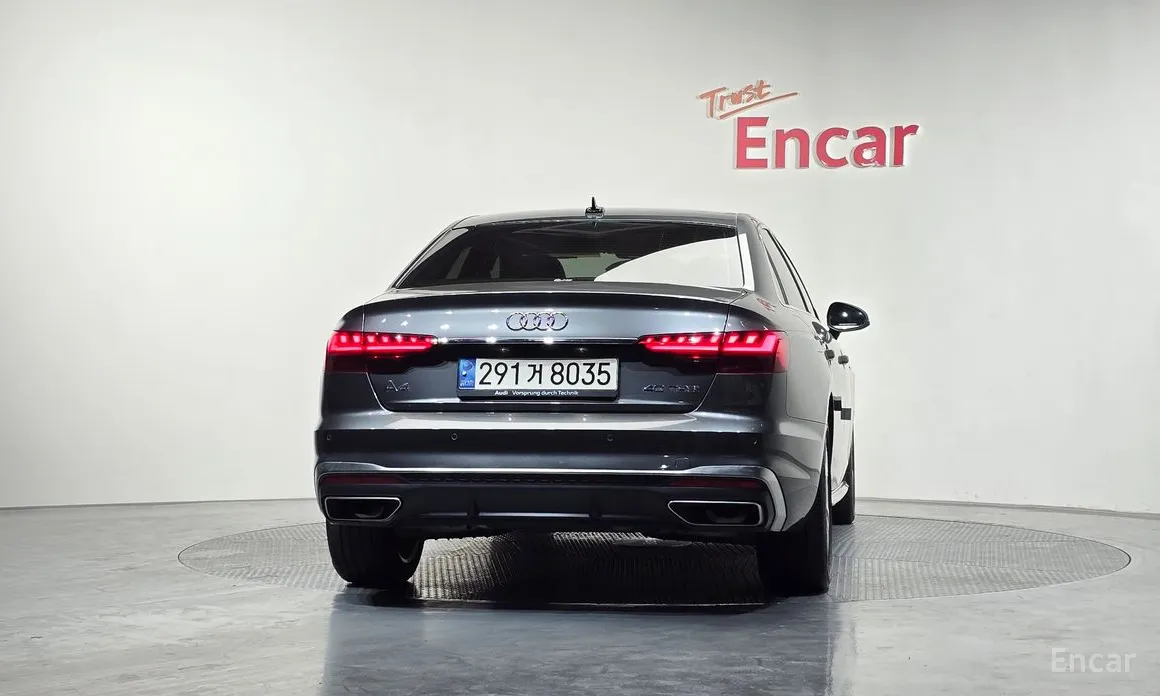 Фото 4 - Audi A4