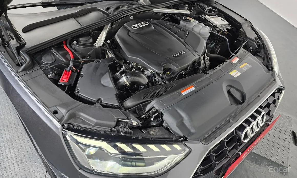 Фото 6 - Audi A4