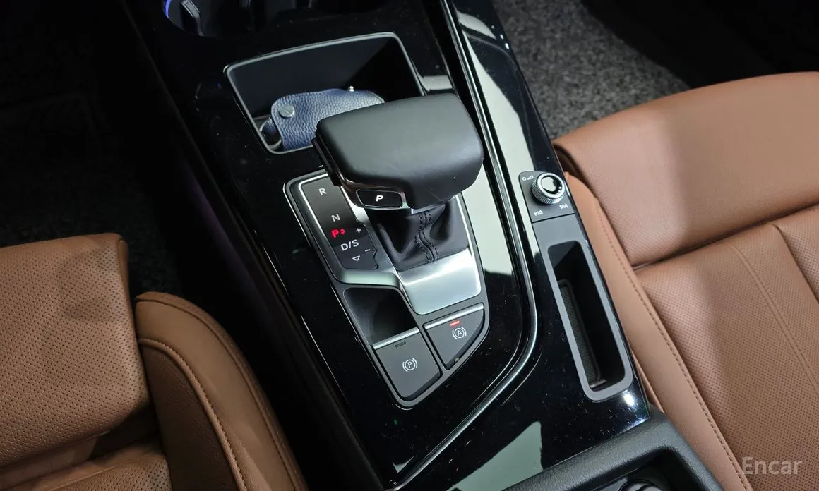 Фото 9 - Audi A4