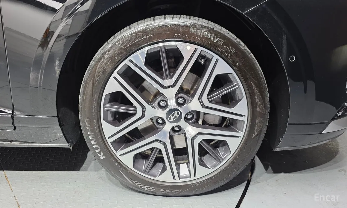 Фото 5 - Hyundai Grandeur