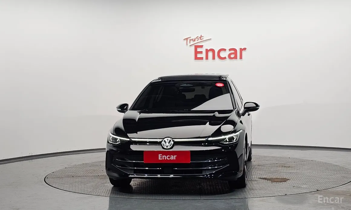 Фото 3 - Volkswagen Golf