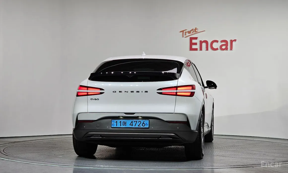 Фото 4 - Genesis GV60