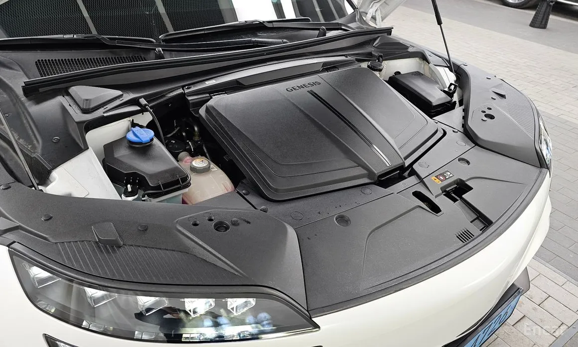 Фото 6 - Genesis GV60