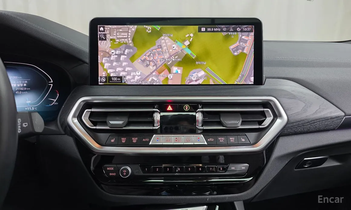 Фото 14 - BMW iX3