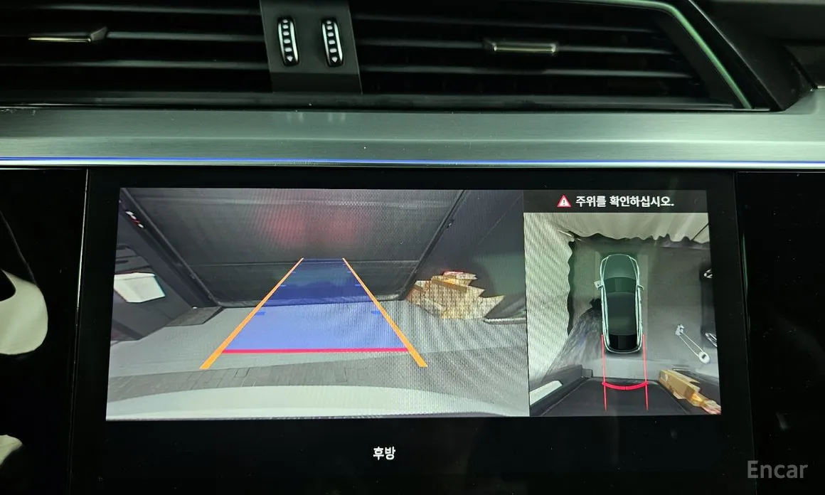 Фото 15 - Audi e-tron