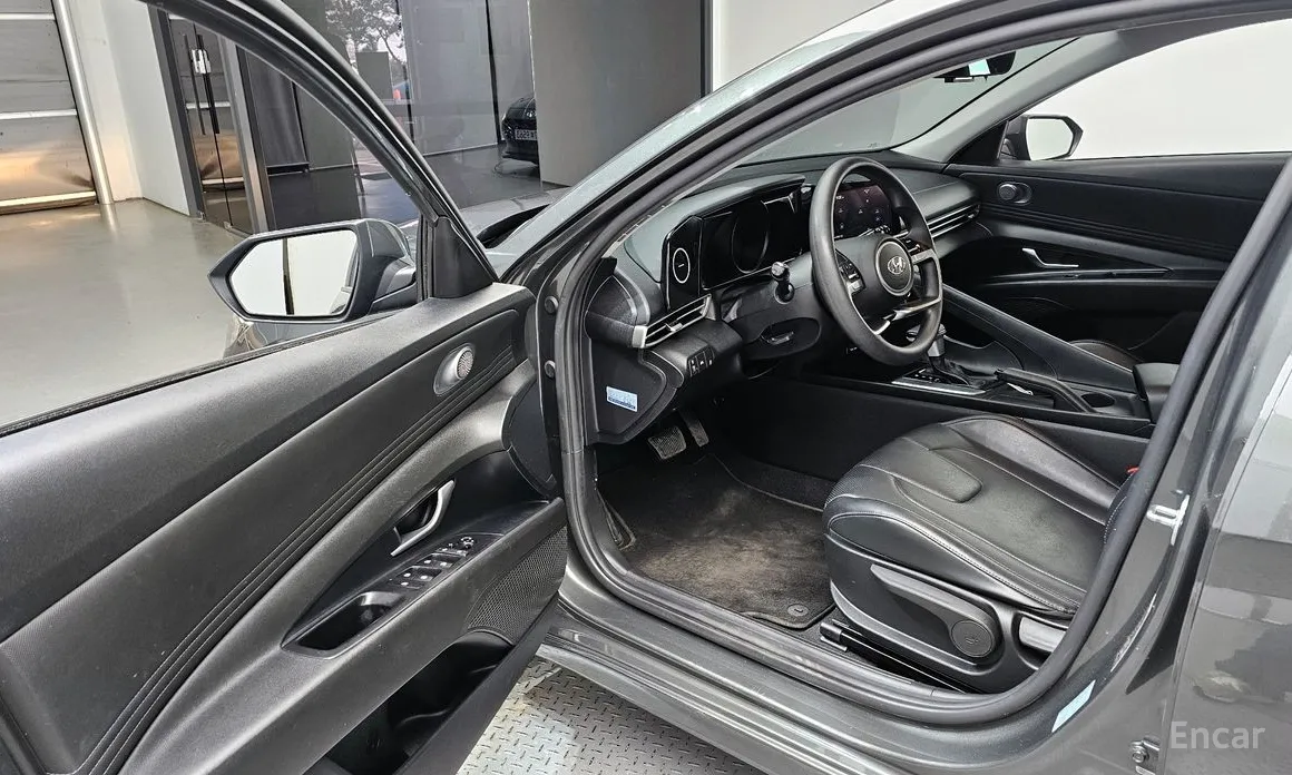 Фото 10 - Hyundai Avante