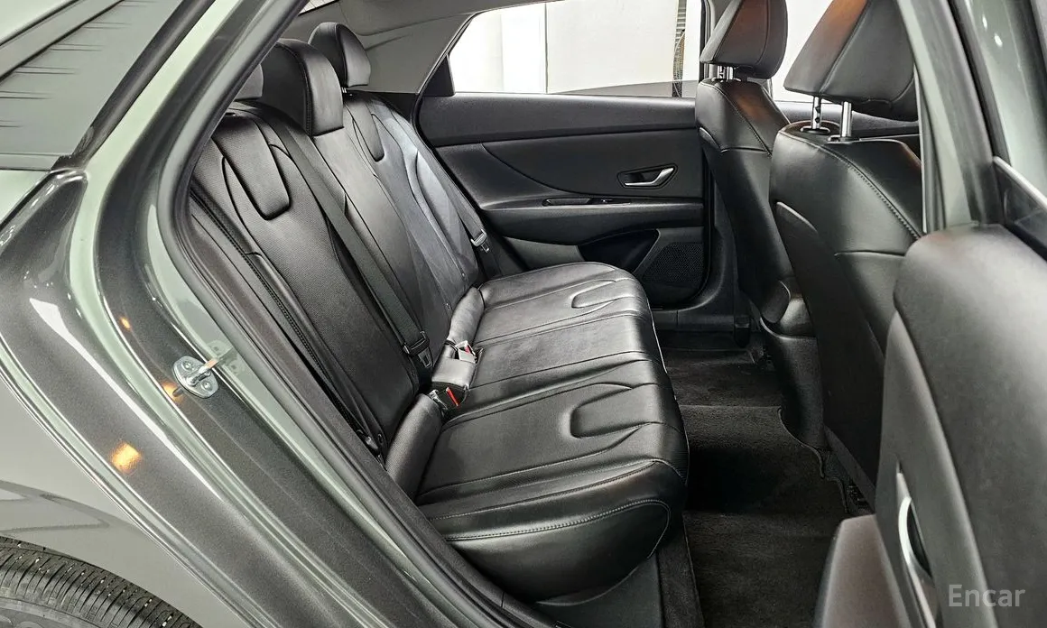 Фото 12 - Hyundai Avante