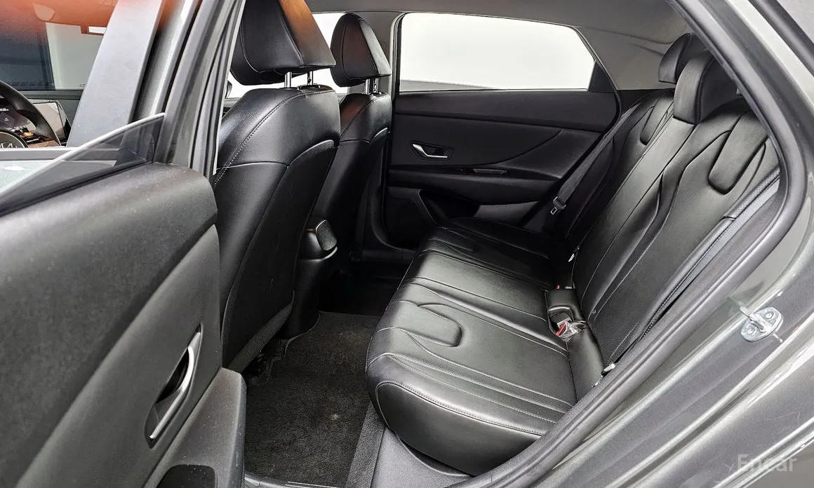 Фото 13 - Hyundai Avante