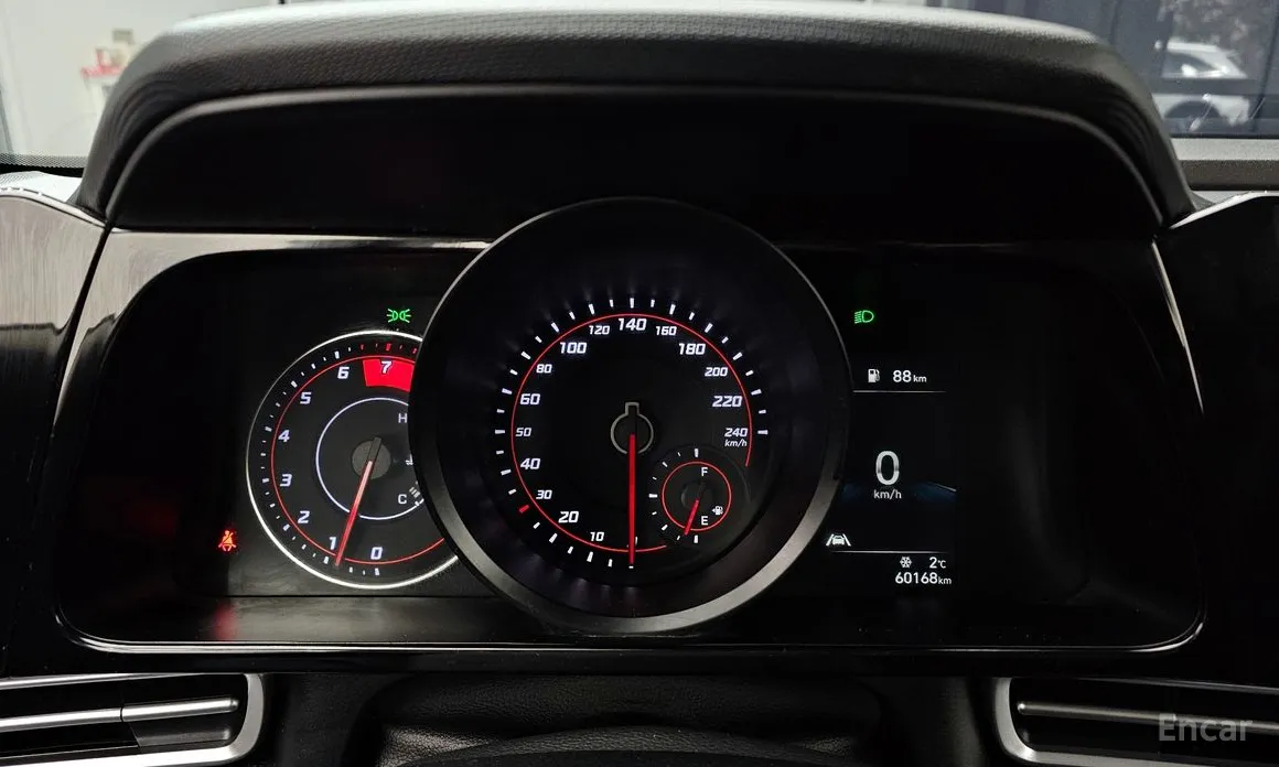 Фото 8 - Hyundai Avante