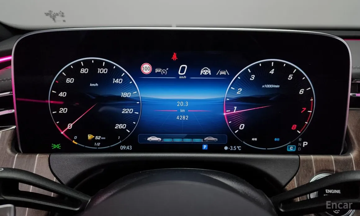 Фото 8 - Mercedes-Benz E-Class