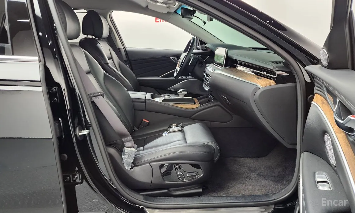 Фото 11 - Kia K9