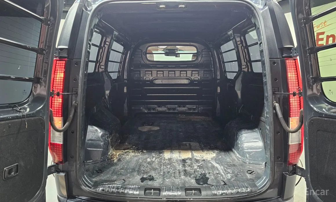 Фото 20 - Hyundai Staria