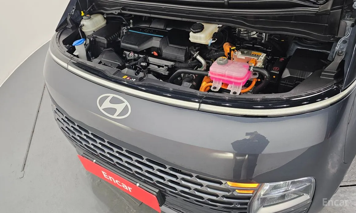 Фото 6 - Hyundai Staria