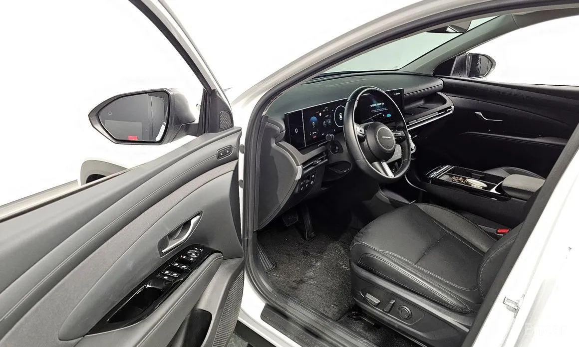 Фото 10 - Hyundai Tucson