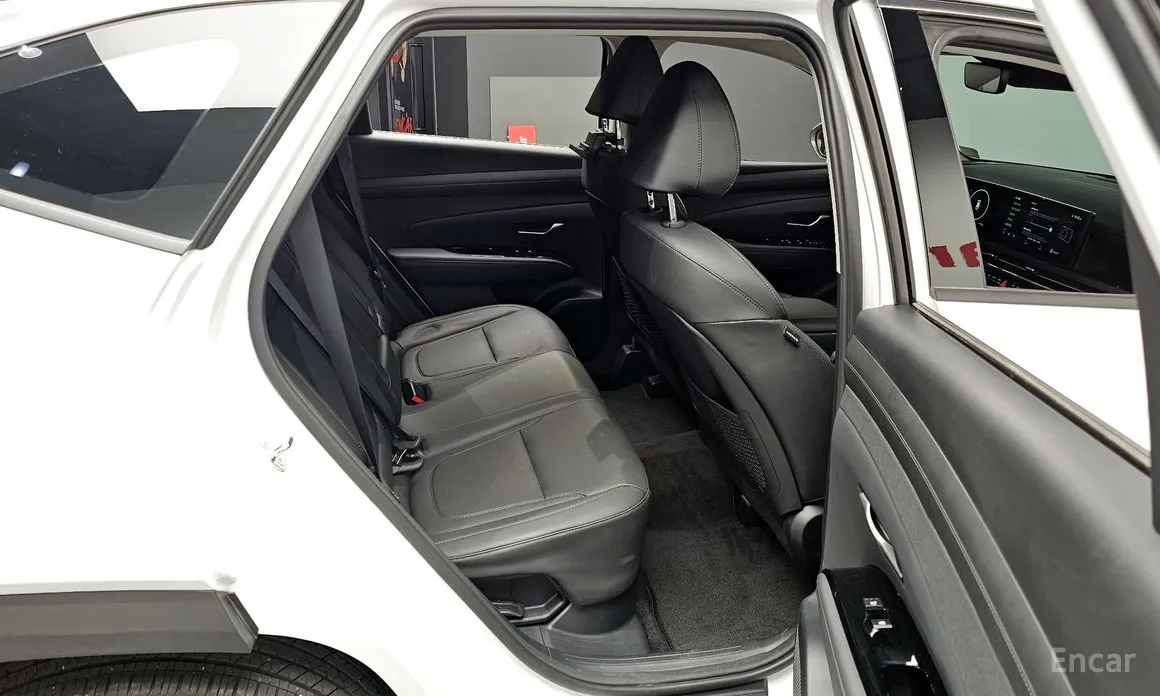 Фото 12 - Hyundai Tucson