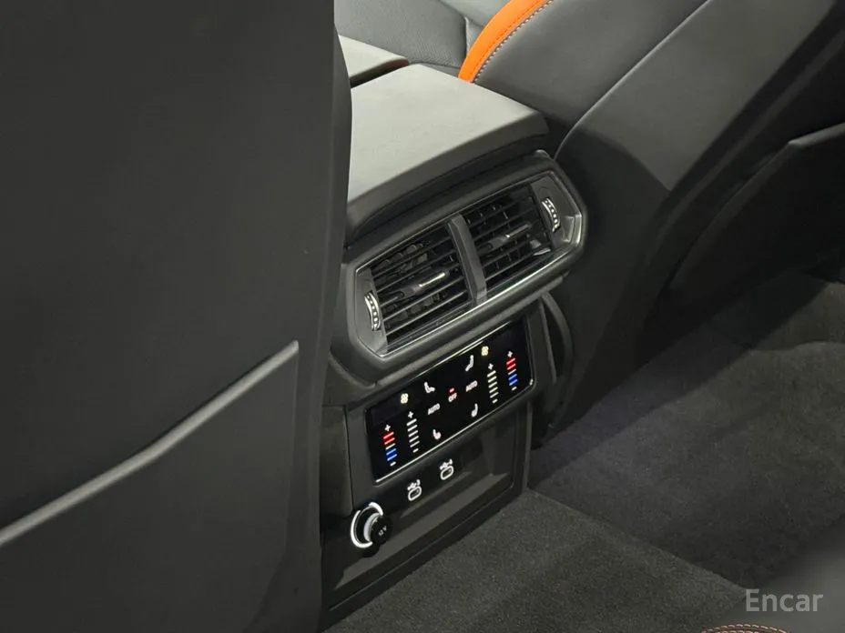 Фото 14 - Lamborghini Urus