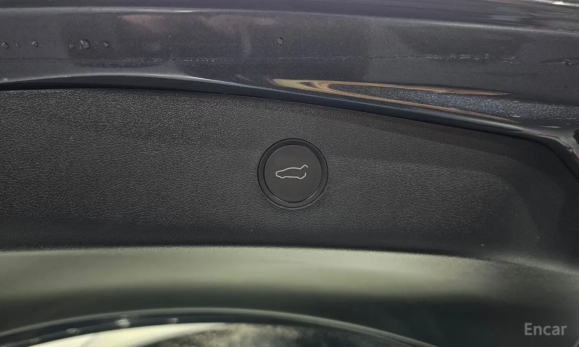 Фото 20 - Tesla Model 3