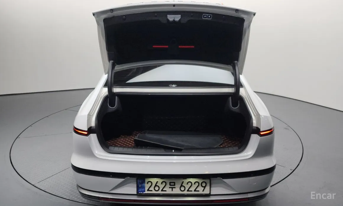 Фото 20 - Hyundai Grandeur