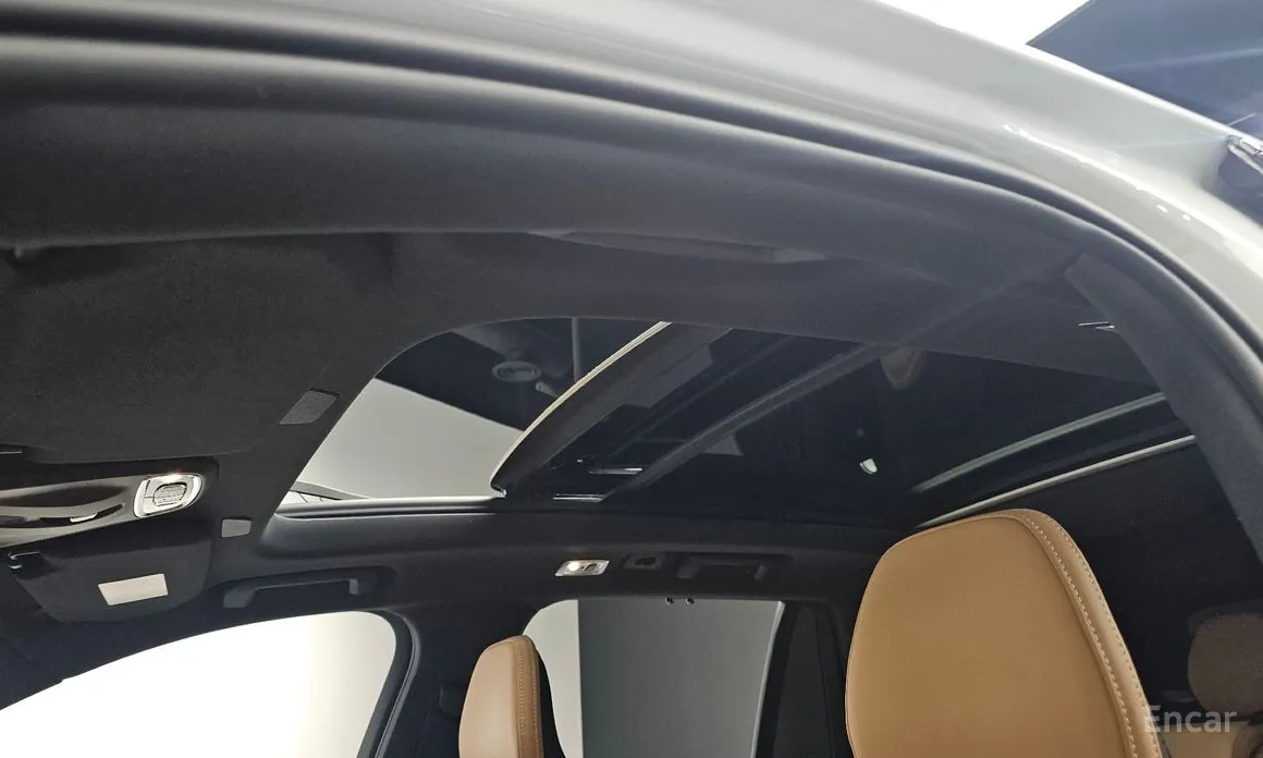 Фото 19 - Volvo XC90