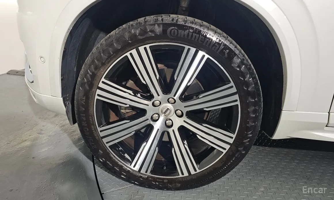 Фото 5 - Volvo XC90