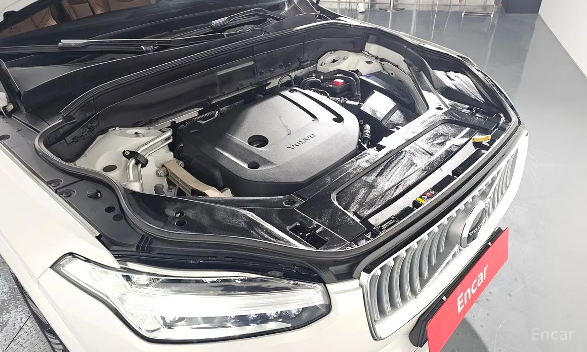 Фото 6 - Volvo XC90