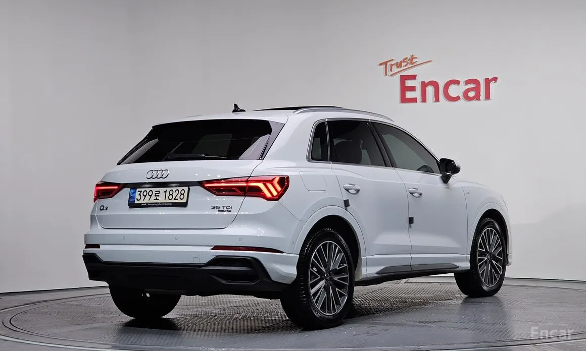 Фото 2 - Audi Q3