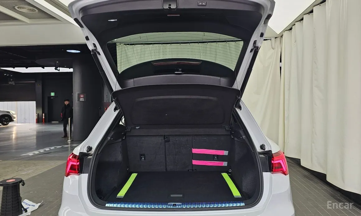 Фото 21 - Audi Q3