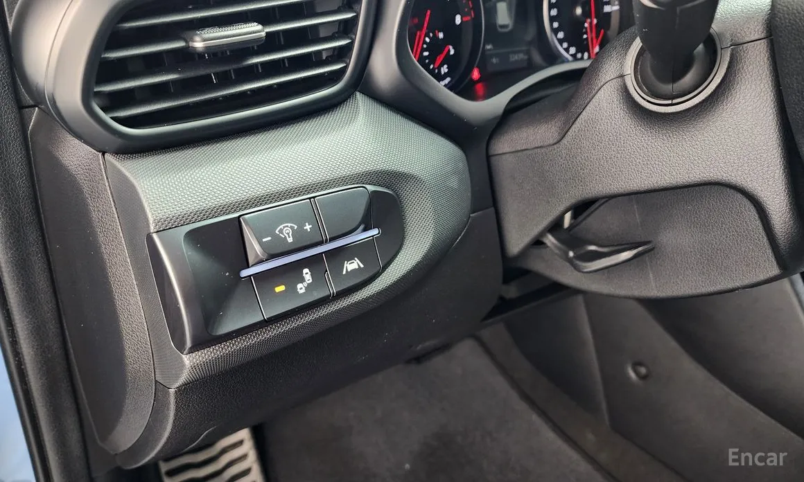 Фото 14 - Hyundai Veloster