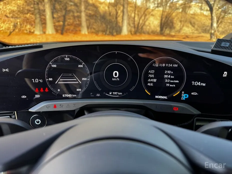 Фото 6 - Porsche Taycan